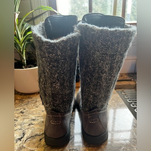 Mukluks Women’s Winter Sweater Boots - Picture 4 of 6